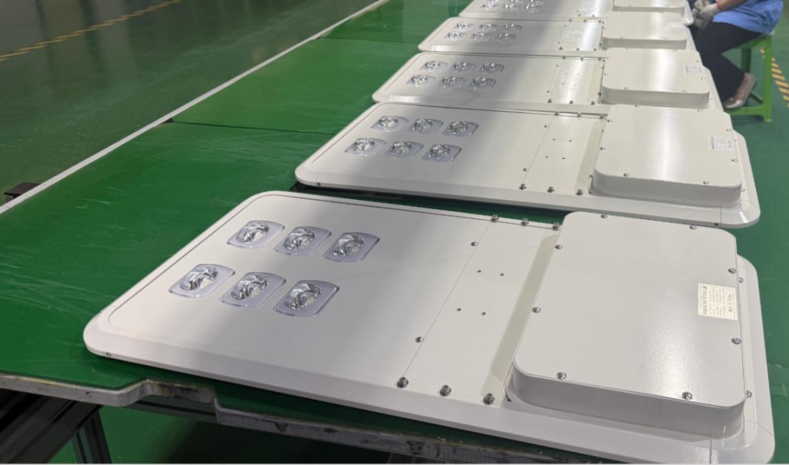 Z58 all-in-one solar street light production Z58 all-in-one solar street light production